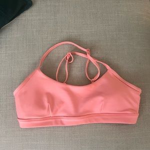 NWOT Alo Airlift Intrigue Bra - Strawberry Lemonade